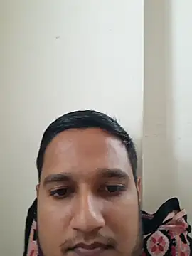 Snapshot of Jonrobinso chatting on December 28, 8:48 am Jonrobinso online show from December 28, 8:48 am