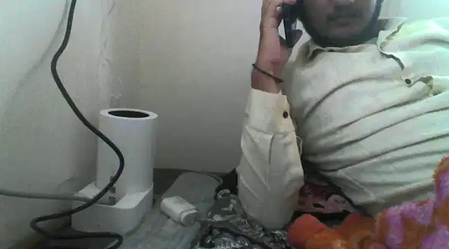 Snapshot of Jonrobinso chatting on December 9, 9:17 am Jonrobinso online show from December 9, 9:17 am