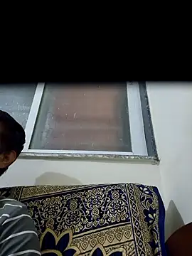 Snapshot of Jonrobinso chatting on December 6, 1:33 pm Jonrobinso online show from December 6, 1:33 pm