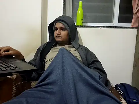 Jonrobinso online show from December 22, 4:37 pm