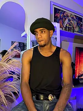 Snapshot of AaronCruz_ chatting on October 8, 4:50 am AaronCruz online show from October 8, 4:50 am