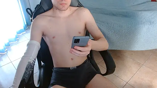 FitGuyDream online show from June 27, 12:22 pm
