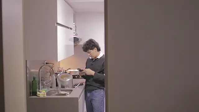 Tony Hoffa online show from November 5, 12:23 am