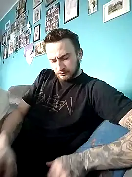 wariacik0024 online show from February 21, 8:17 am