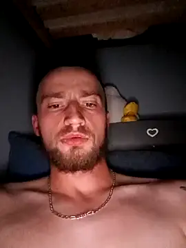 wariacik0024 online show from September 26, 10:51 pm