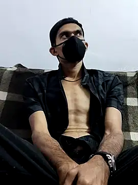 Snapshot of Habibi_big_b chatting on February 24, 7:08 pm Habibi big b online show from February 24, 7:08 pm