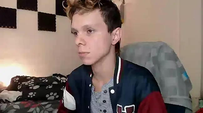 Snapshot of bryamado69 chatting on February 11, 7:23 am bryamado69 online show from February 11, 7:23 am