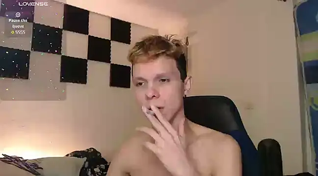Snapshot of bryamado69 chatting on January 25, 7:17 am bryamado69 online show from January 25, 7:17 am