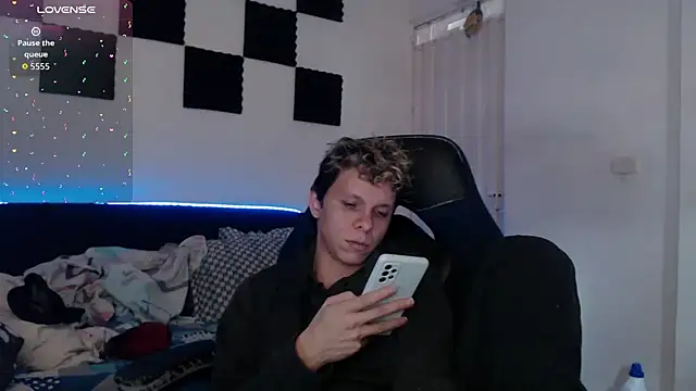 bryamado69 online show from October 20, 1:59 pm