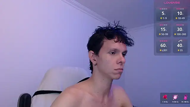 bryamado69 online show from April 19, 4:56 am