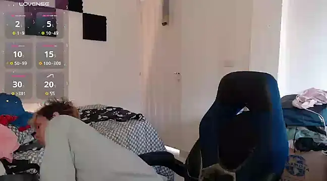 Snapshot of bryamado69 chatting on December 18, 12:07 pm bryamado69 online show from December 18, 12:07 pm