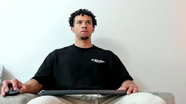 Snapshot of Dominick_star chatting on January 21, 3:06 am Dominick star online show from January 21, 3:06 am