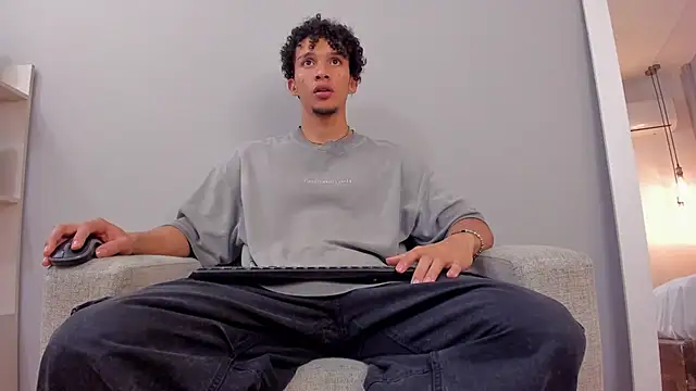 Snapshot of Dominick_star chatting on October 26, 4:03 am Dominick star online show from October 26, 4:03 am