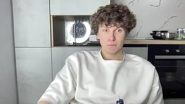 alyx garden online show from February 25, 11:33 am