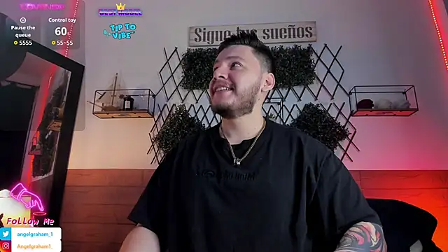 Angelgraham 1 online show from November 26, 4:32 pm