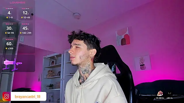 Ian Castillo  online show from December 4, 11:28 am