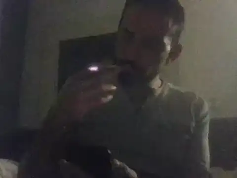 Romix2985 online show from December 2, 11:49 pm