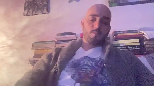 alessandromori91 online show from March 21, 8:35 pm