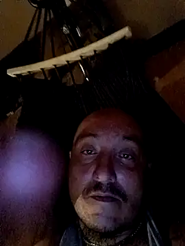 Snapshot of wilsons12 chatting on October 3, 5:56 am wilsons12 online show from October 3, 5:56 am