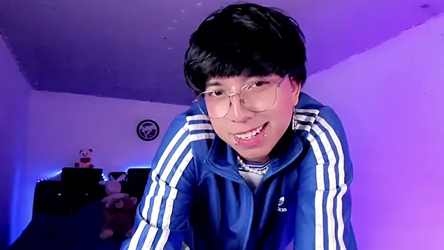 AnggelONfiree online show from May 13, 4:09 am