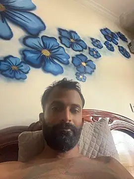 bigfatdick111 online show from June 6, 9:15 am