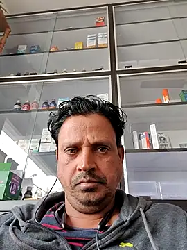 Raj1043 online show from November 13, 6:29 am