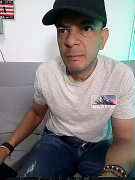 latinmartin73 online show from February 23, 3:05 pm