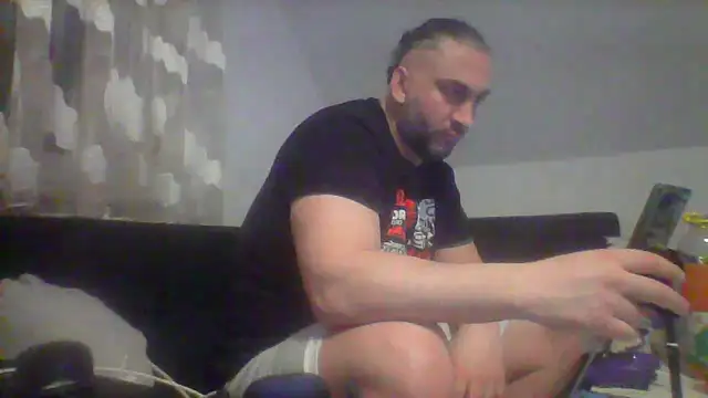 Snapshot of NewyorkDimi chatting on February 10, 11:45 pm NewyorkDimi online show from February 10, 11:45 pm
