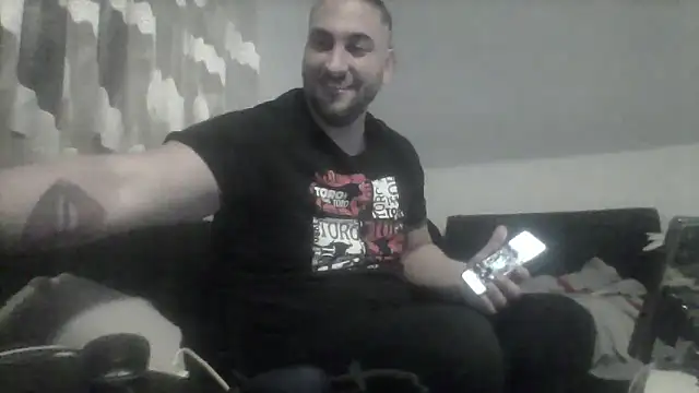 Snapshot of NewyorkDimi chatting on February 11, 11:54 pm NewyorkDimi online show from February 11, 11:54 pm