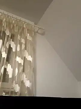 Snapshot of NewyorkDimi chatting on December 7, 8:49 pm NewyorkDimi online show from December 7, 8:49 pm