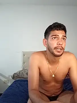 Melwil  online show from March 7, 1:42 am