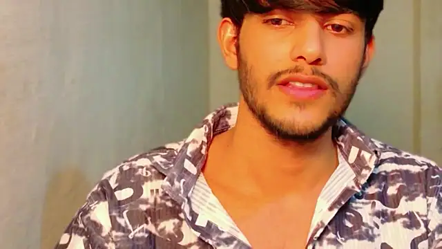 kingkartik7 online show from February 15, 5:10 pm