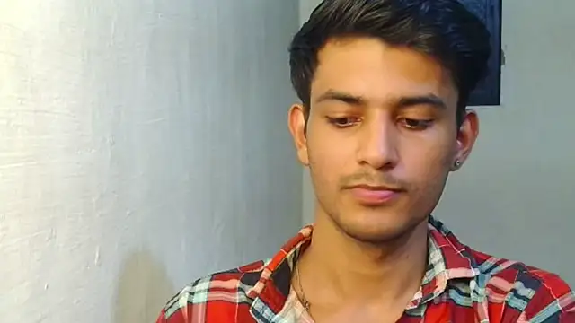 kingkartik7 online show from November 3, 5:04 pm