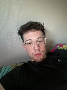 go7360 online show from April 10, 6:15 pm