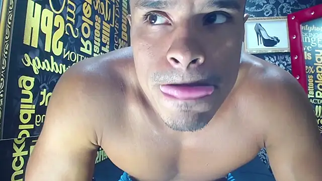 Snapshot of Derek_Lustfordx chatting on September 12, 2:06 pm Derek Lustfordx online show from September 12, 2:06 pm
