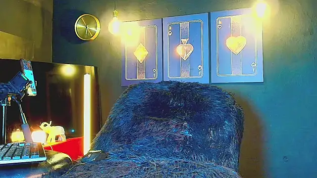 daimond hope666 online show from October 10, 11:30 pm