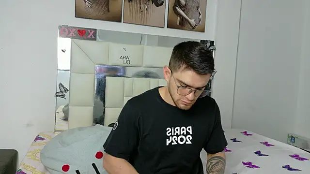 Sexy Alejandro  online show from March 19, 11:39 am