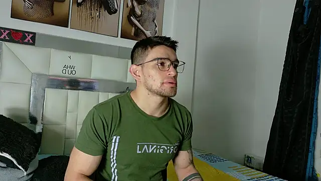 Sexy Alejandro  online show from February 13, 11:17 am