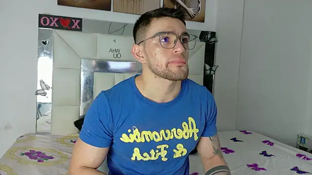 Sexy Alejandro  online show from March 14, 11:34 am