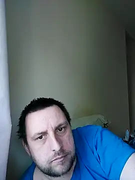 Snapshot of HE-M123 chatting on March 16, 9:05 am HE-M123 online show from March 16, 9:05 am
