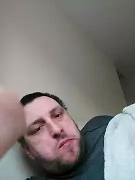 Snapshot of HE-M123 chatting on December 22, 9:55 am HE-M123 online show from December 22, 9:55 am