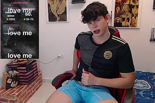 Snapshot of Angelo-cianuro- chatting on September 12, 10:32 pm Angelo-cianuro- online show from September 12, 10:32 pm
