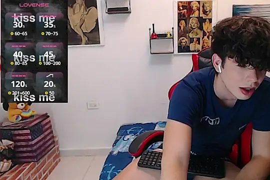 Snapshot of Angelo-cianuro- chatting on September 30, 10:13 pm Angelo-cianuro- online show from September 30, 10:13 pm