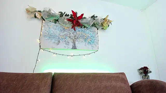 Samuel Up online show from December 11, 8:05 pm