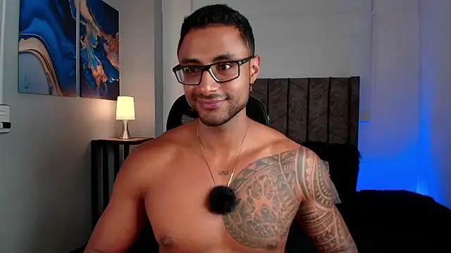 LiamGarcia1 online show from April 11, 10:57 pm