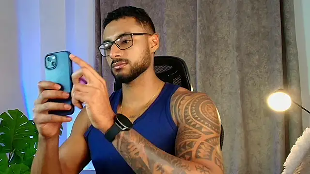 LiamGarcia1 online show from February 28, 6:52 pm