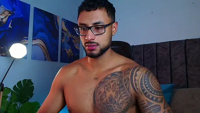 LiamGarcia1 online show from September 14, 7:27 pm