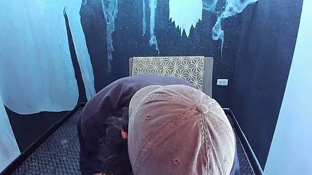 Kerverr  online show from October 29, 2:53 pm