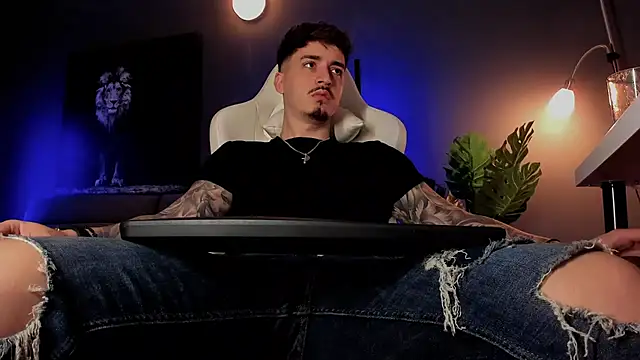 uptomatty online show from May 29, 8:46 am