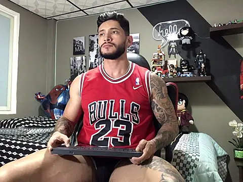 marcel crawford96 online show from February 22, 1:34 pm